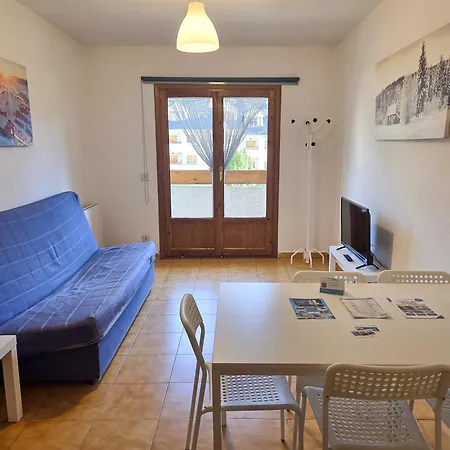 3000 Apartament *